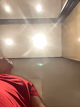 SecretlyDD online show from 02/23/25, 12:27