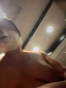 SecretlyDD online show from 02/25/25, 09:31