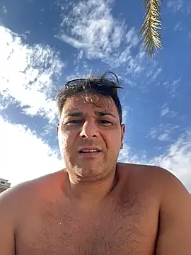 SecretlyDD online show from 02/26/25, 02:46