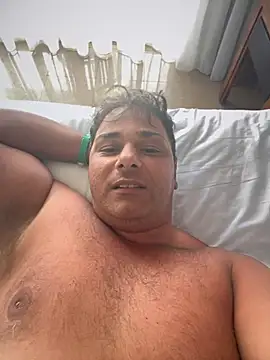 SecretlyDD online show from 03/06/25, 02:51