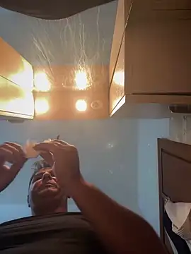 SecretlyDD online show from 03/15/25, 08:04