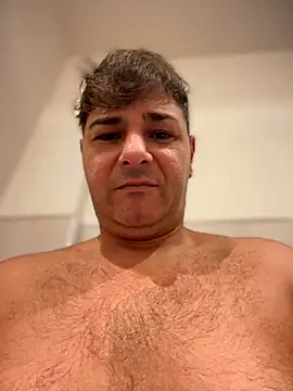 SecretlyDD online show from 10/23/25, 11:09