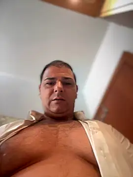 SecretlyDD online show from 11/11/25, 08:58