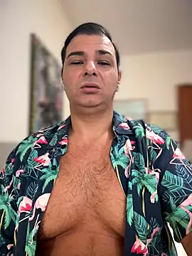 SecretlyDD online show from 11/28/25, 09:23