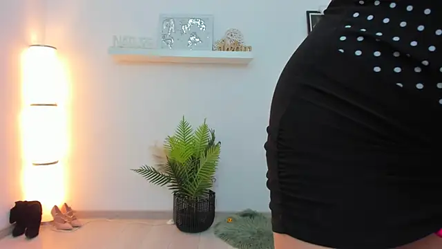 Julya Anna online show from 01/25/25, 06:34