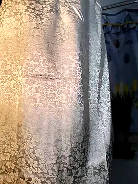 Snapshot of Lucy_limon chatting on 11/02/25, 06:05 Lucy limon online show from 11/02/25, 06:05