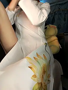 Lucy limon online show from 01/07/26, 11:12