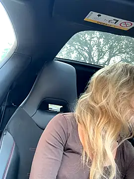 Emmy frenchie online show from 10/09/25, 09:18