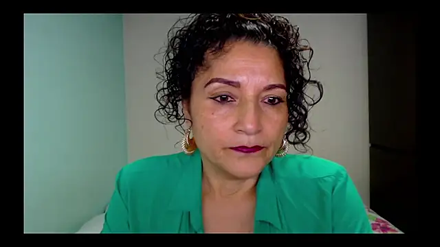 arianna ros3 online show from 03/12/26, 01:45