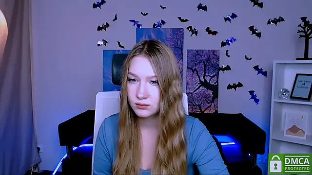 Snapshot of playful_sophie chatting on 12/27/24, 02:22 playful sophie online show from 12/27/24, 02:22