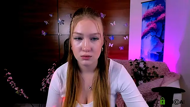 Snapshot of playful_sophie chatting on 01/06/25, 02:36 playful sophie online show from 01/06/25, 02:36