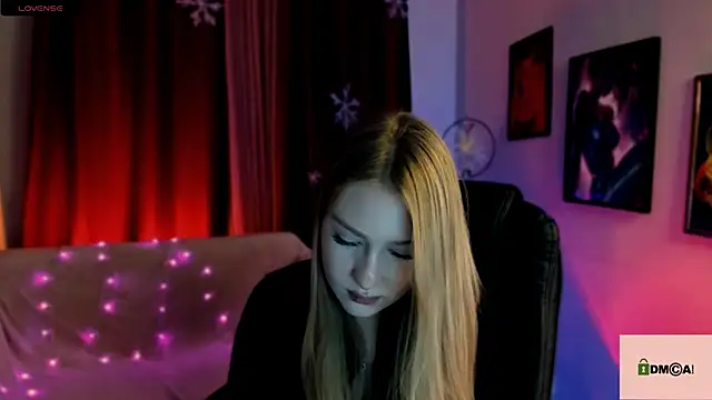 Snapshot of playful_sophie chatting on 01/07/25, 11:03 playful sophie online show from 01/07/25, 11:03