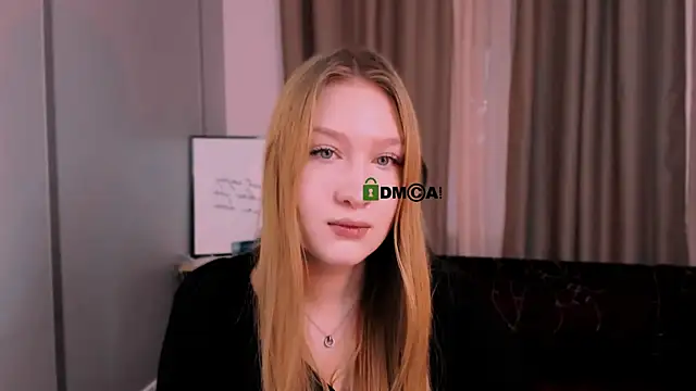 Snapshot of playful_sophie chatting on 01/17/25, 10:33 playful sophie online show from 01/17/25, 10:33