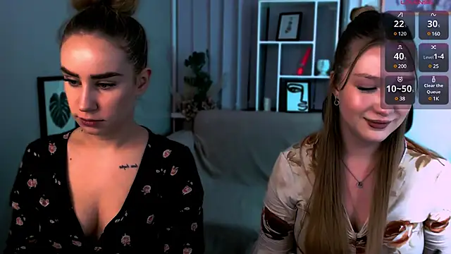 Snapshot of playful_sophie chatting on 02/03/25, 08:57 playful sophie online show from 02/03/25, 08:57