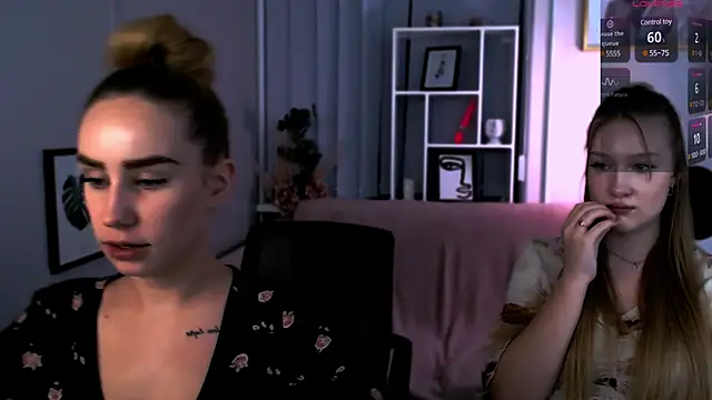 Snapshot of playful_sophie chatting on 02/03/25, 11:58 playful sophie online show from 02/03/25, 11:58