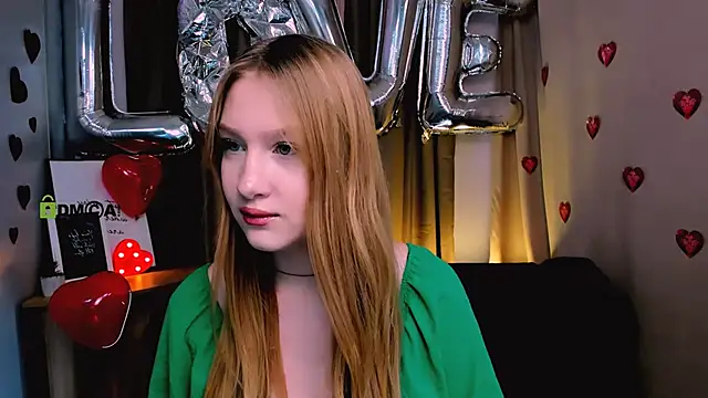 Snapshot of playful_sophie chatting on 02/14/25, 10:17 playful sophie online show from 02/14/25, 10:17