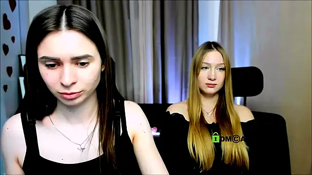 Snapshot of playful_sophie chatting on 02/18/25, 05:10 playful sophie online show from 02/18/25, 05:10