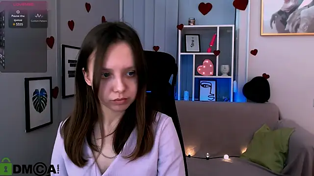 Snapshot of playful_sophie chatting on 02/28/25, 01:47 playful sophie online show from 02/28/25, 01:47