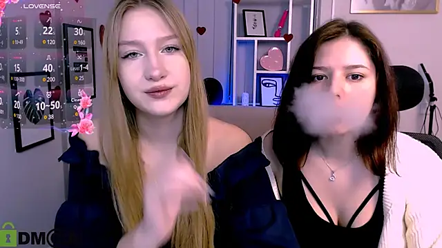 Snapshot of playful_sophie chatting on 03/01/25, 10:45 playful sophie online show from 03/01/25, 10:45