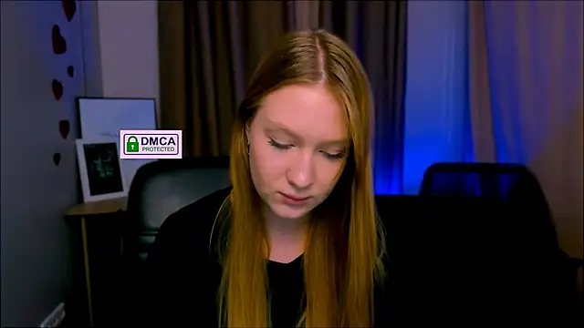 Snapshot of playful_sophie chatting on 03/10/25, 06:12 playful sophie online show from 03/10/25, 06:12