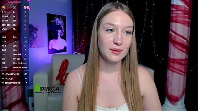 Snapshot of playful_sophie chatting on 03/16/25, 04:23 playful sophie online show from 03/16/25, 04:23