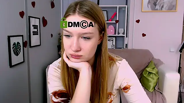 Snapshot of playful_sophie chatting on 03/17/25, 10:38 playful sophie online show from 03/17/25, 10:38