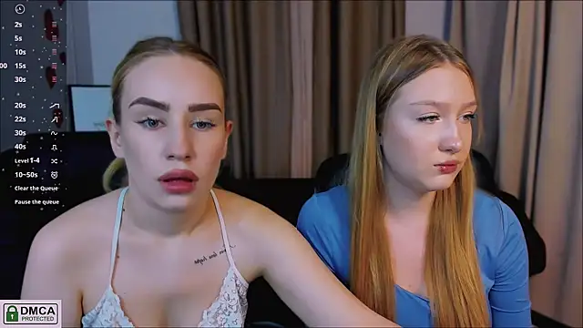 Snapshot of playful_sophie chatting on 03/18/25, 08:48 playful sophie online show from 03/18/25, 08:48