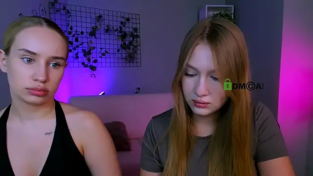 Snapshot of playful_sophie chatting on 09/23/25, 07:39 playful sophie online show from 09/23/25, 07:39