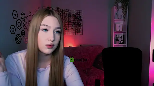 playful sophie online show from 12/19/25, 09:11