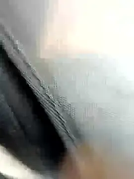 Snapshot of Pussyrequired chatting on 12/20/25, 11:06 Pussyrequired online show from 12/20/25, 11:06