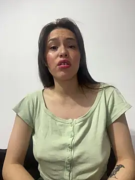 eriika deep  online show from 01/25/25, 02:58