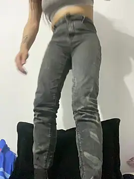 eriika deep  online show from 02/20/25, 02:18