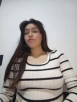 Snapshot of eriika_deep_ chatting on 07/04/26, 04:51 eriika deep online show from 07/04/26, 04:51