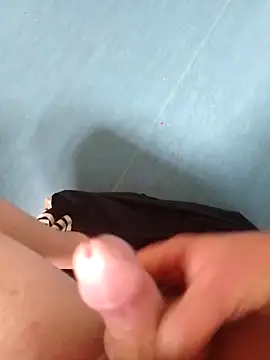 Snapshot of lekkerpeet chatting on 12/18/24, 08:09 lekkerpeet online show from 12/18/24, 08:09