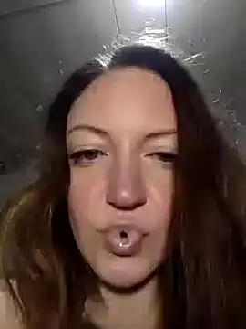 KattyLuuu online show from 12/29/24, 02:49