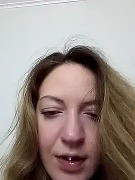 Snapshot of KattyLuuu chatting on 03/21/26, 04:54 KattyLuuu online show from 03/21/26, 04:54
