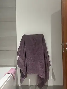 Snapshot of LavenderBuxton chatting on 03/21/26, 12:26 LavenderBuxton online show from 03/21/26, 12:26