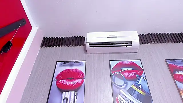 Snapshot of amber_diior chatting on 02/05/25, 08:57 amber diior online show from 02/05/25, 08:57