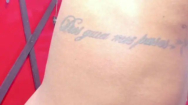 Snapshot of amber_diior chatting on 02/12/25, 11:51 amber diior online show from 02/12/25, 11:51