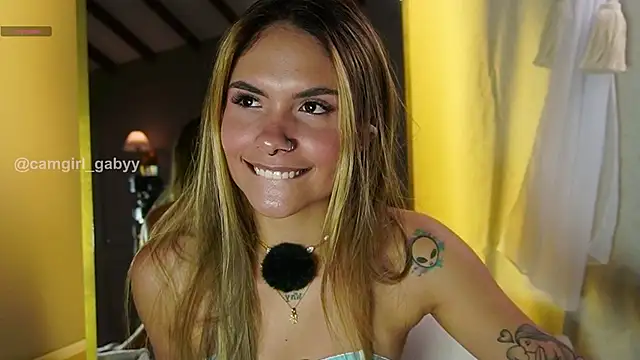 Snapshot of Gaby_Ferrer chatting on 05/18/26, 02:56 Gaby Ferrer online show from 05/18/26, 02:56