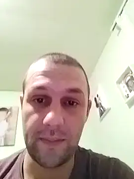 Snapshot of boyseduction chatting on 12/26/24, 06:12 boyseduction online show from 12/26/24, 06:12