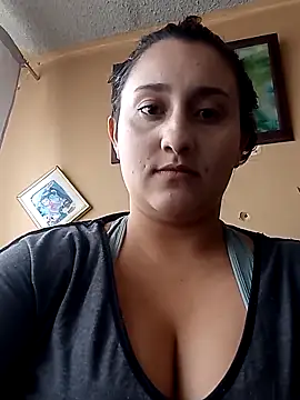 Snapshot of hanna_sky1 chatting on 10/11/25, 04:49 hanna sky1 online show from 10/11/25, 04:49