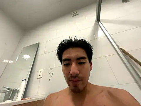 GIOOOO568 online show from 10/23/25, 08:57