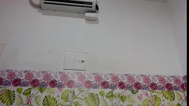 sweetfantacies18 online show from 01/28/25, 11:17