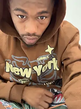 Snapshot of ccswoo chatting on 11/17/25, 01:39 ccswoo online show from 11/17/25, 01:39