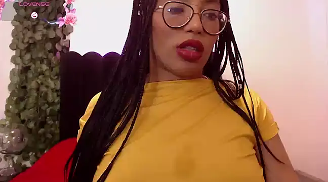 Snapshot of AmyBriiggs chatting on 02/01/25, 07:36 AmyBriiggs online show from 02/01/25, 07:36