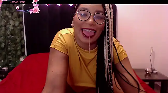 Snapshot of AmyBriiggs chatting on 03/03/25, 04:14 AmyBriiggs online show from 03/03/25, 04:14