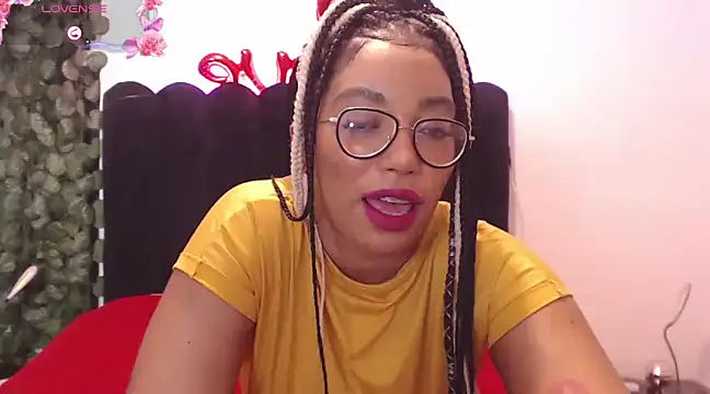 Snapshot of AmyBriiggs chatting on 03/07/25, 04:57 AmyBriiggs online show from 03/07/25, 04:57