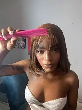 Snapshot of Zizi-campbel chatting on 03/14/26, 11:04 Zizi-campbel online show from 03/14/26, 11:04