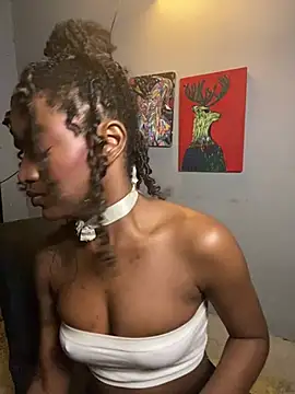 Snapshot of Zizi-campbel chatting on 03/21/26, 10:31 Zizi-campbel online show from 03/21/26, 10:31